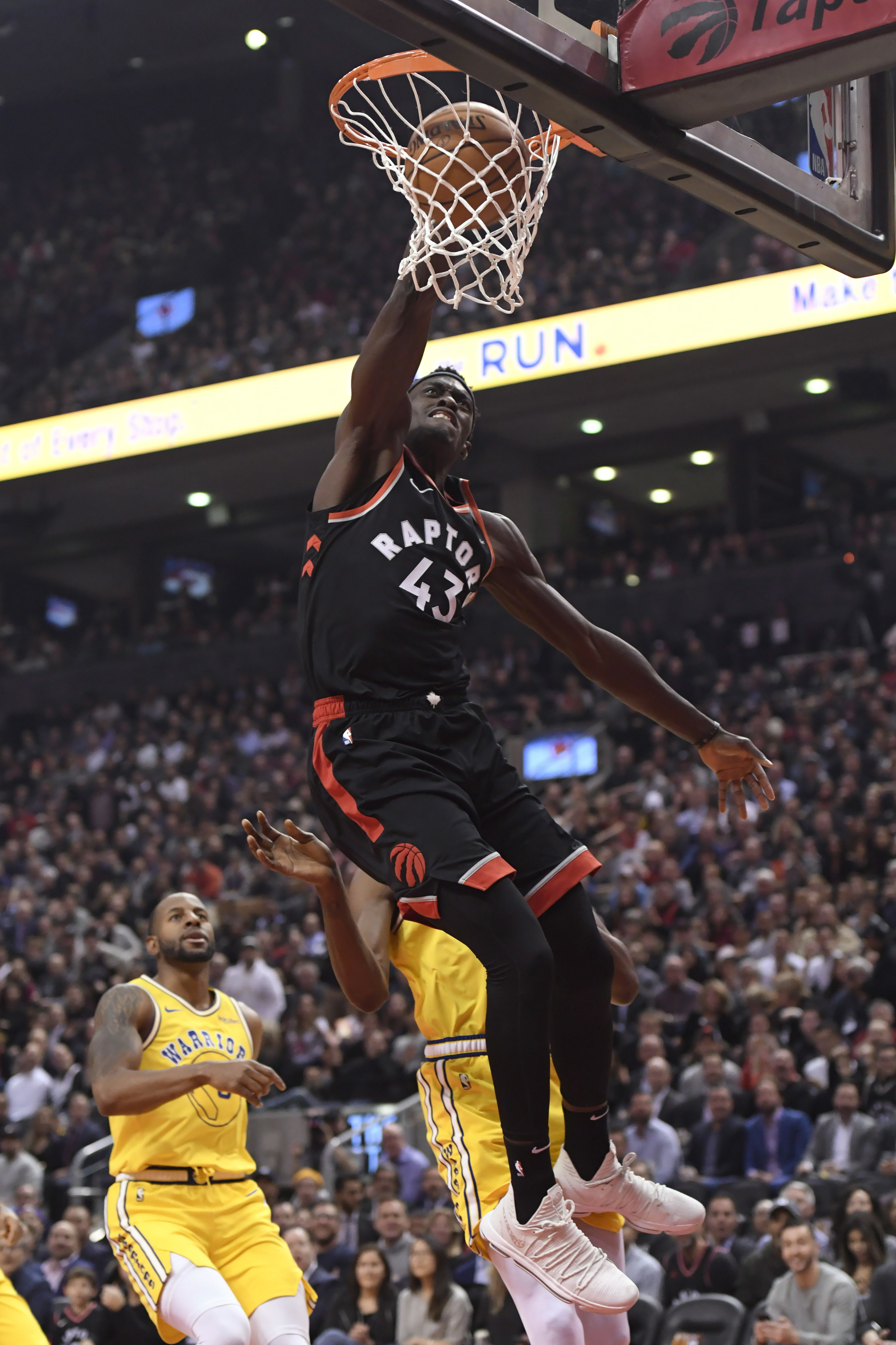 抢断反击的 抢断反击的