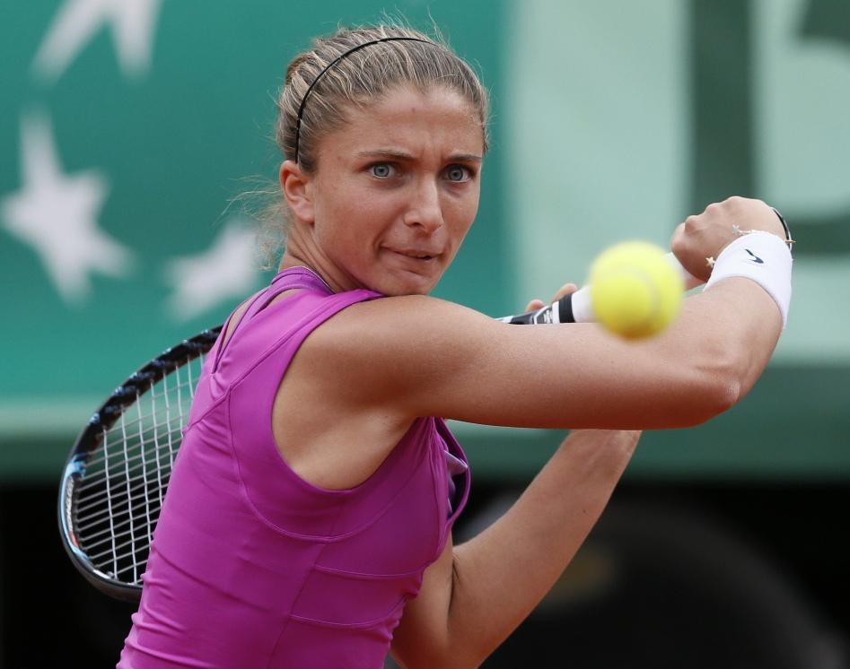 于她的坚持 于她的坚持