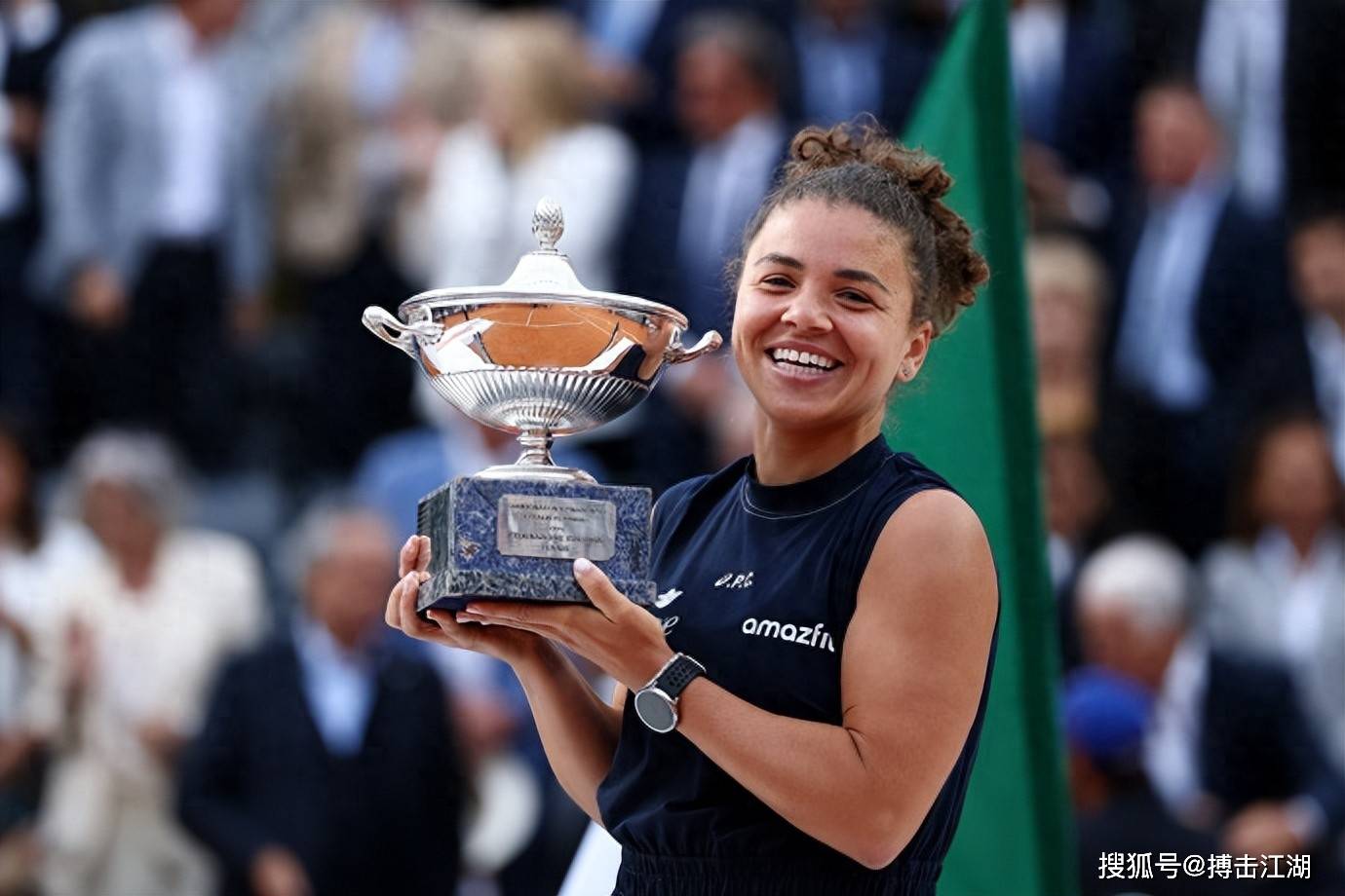 往多年的女 往多年的女