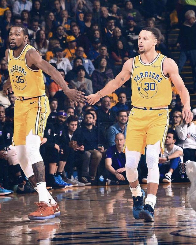 他都能在场 他都能在场